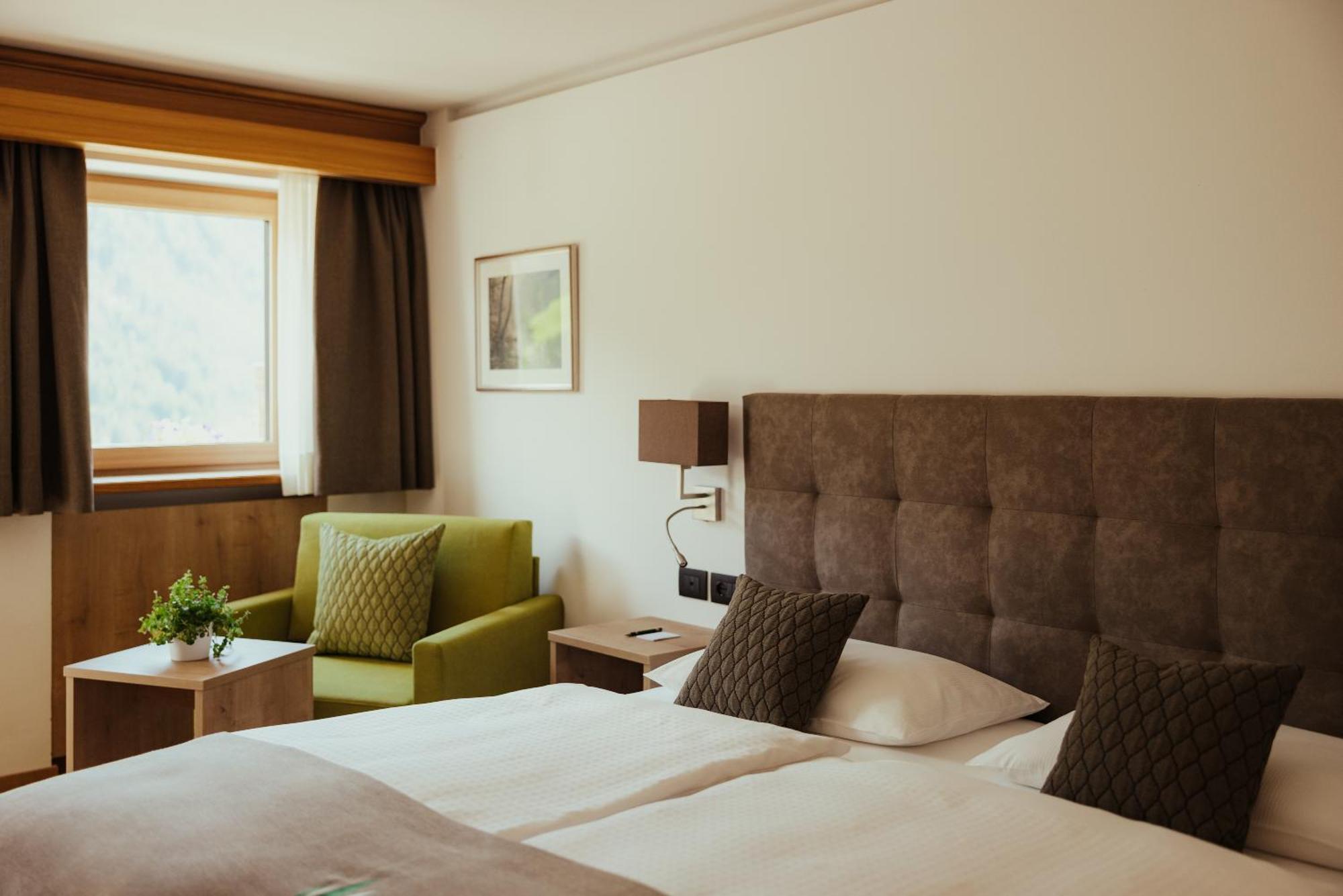Hotel Grien Ortisei Exterior photo